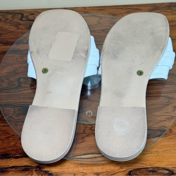 Seychelles Tulum Sandal in Off White Leather - Picture 15 of 15